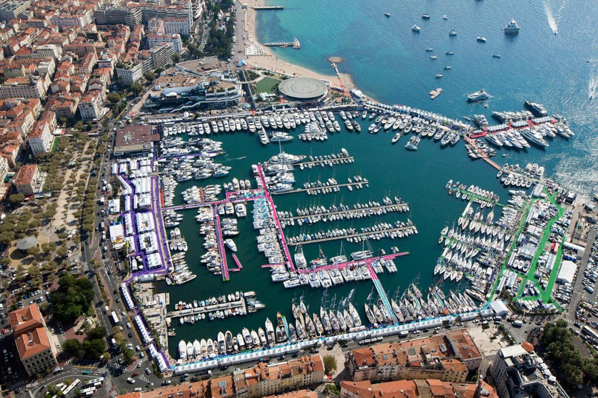 Romantic And New Apartment In The Famous Rue Meynadier In The Supercentre Of Cannes Exteriér fotografie